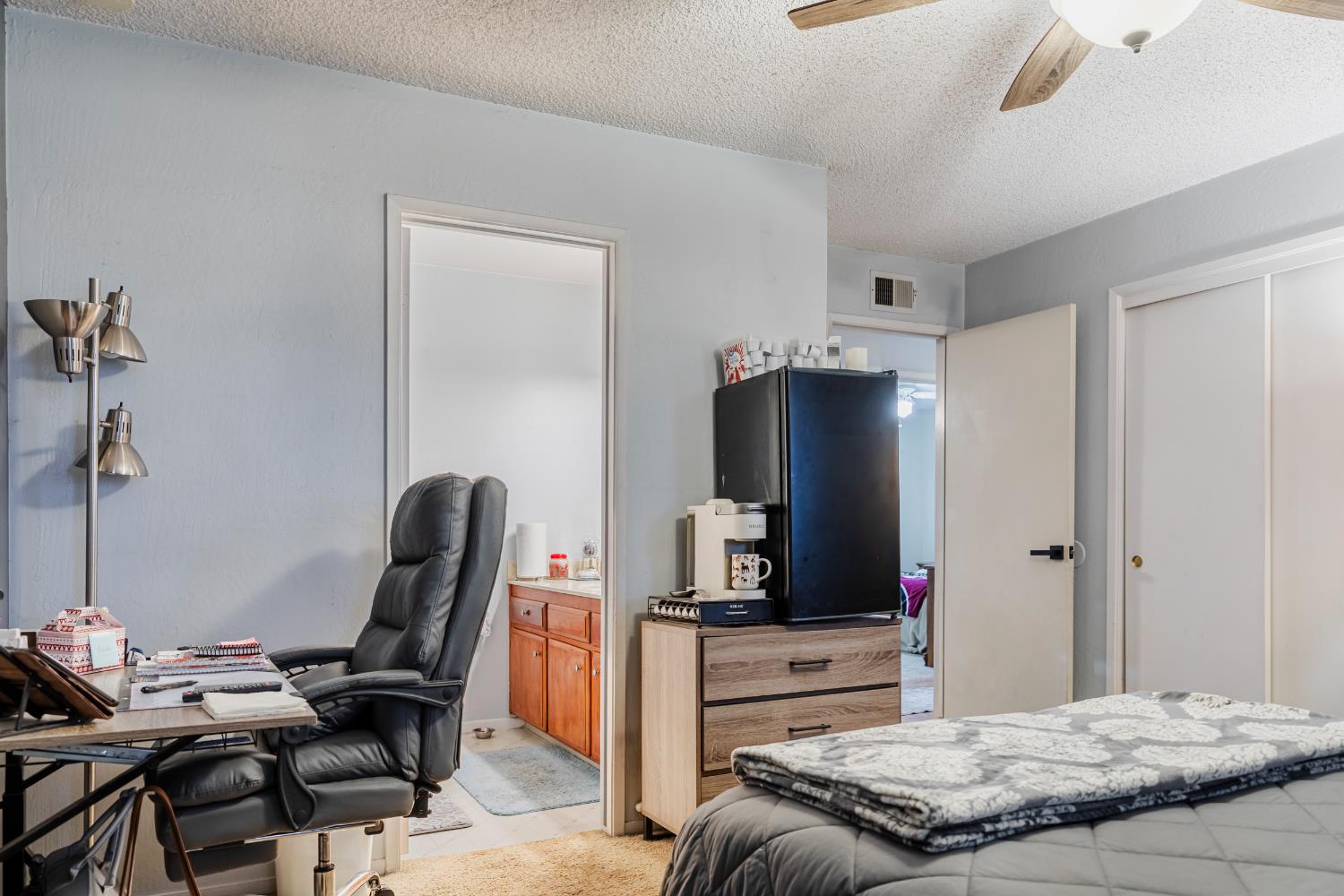 1608 Gettysburg Ave, Clovis, CA 93611