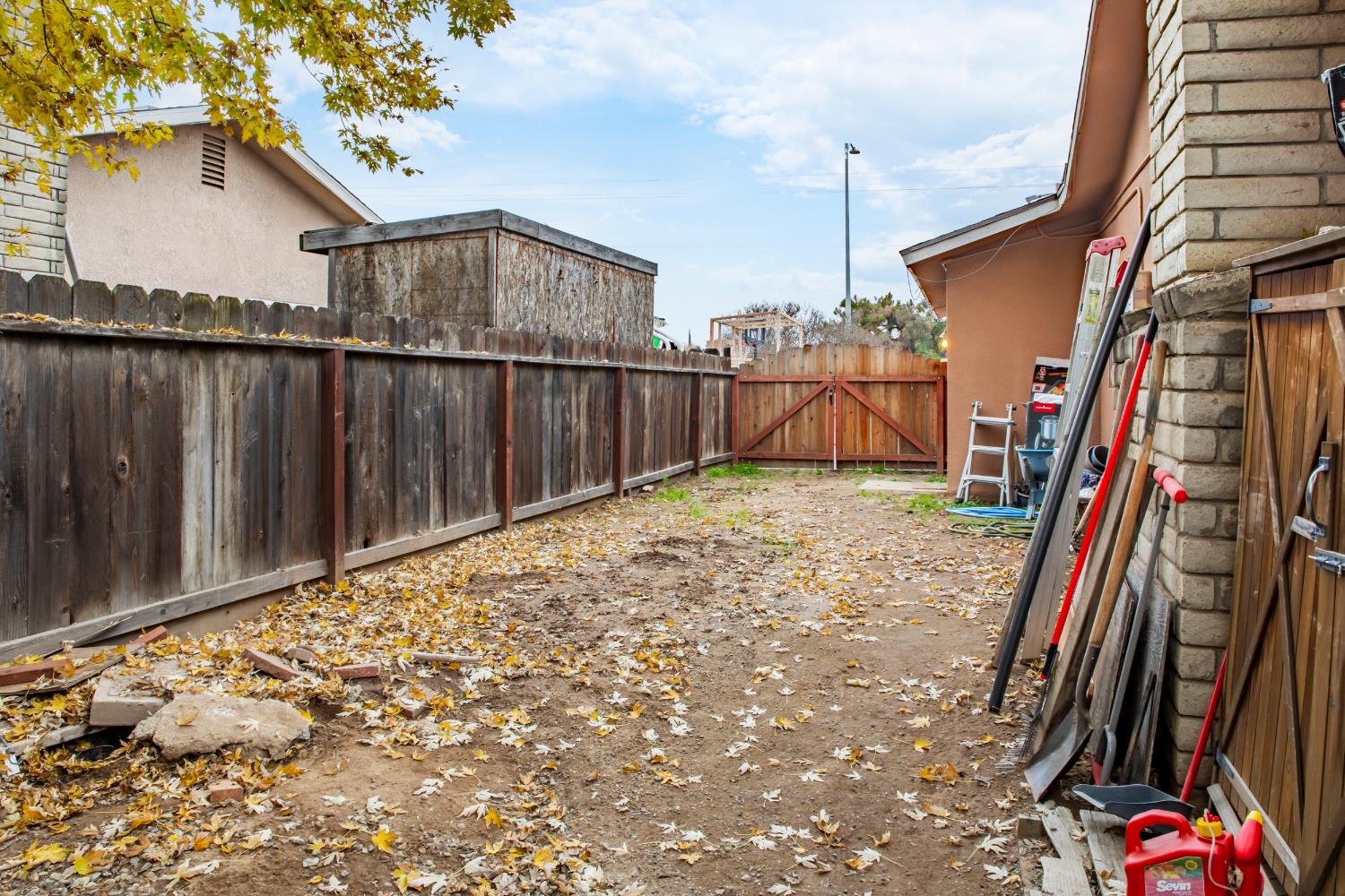 1608 Gettysburg Ave, Clovis, CA 93611