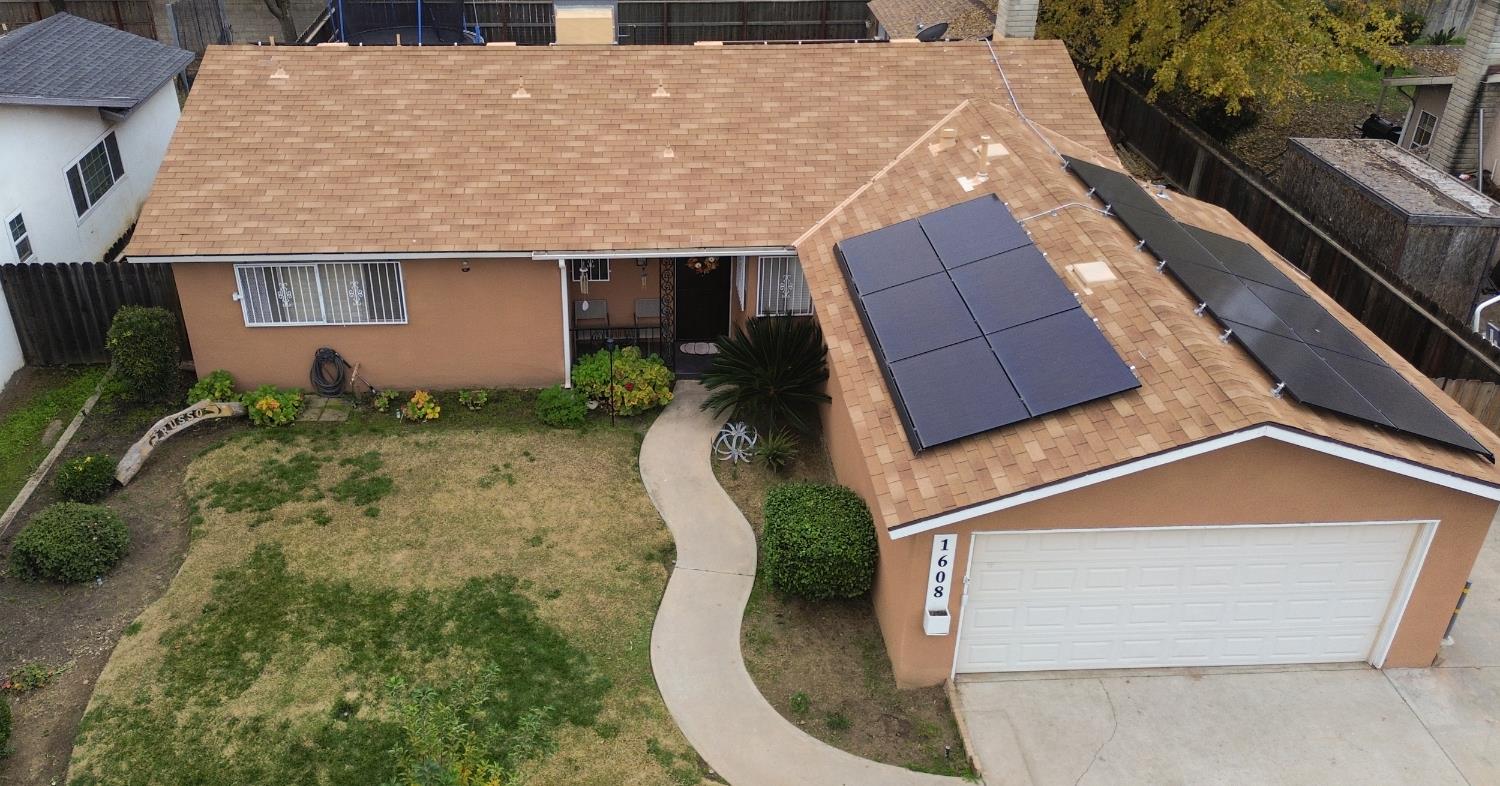 1608 Gettysburg Ave, Clovis, CA 93611