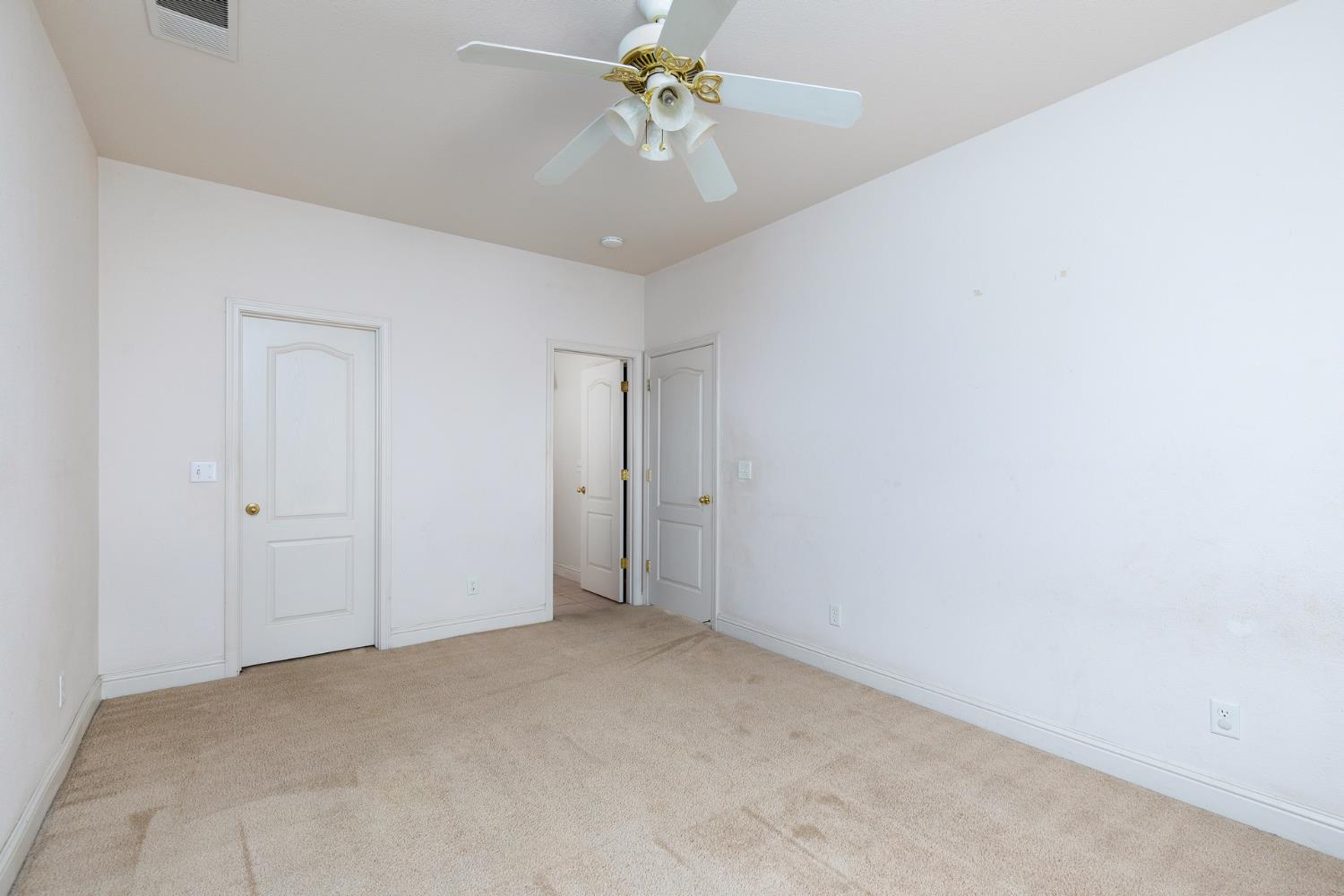 2681 Wrenwood Ave, Clovis, CA 93611