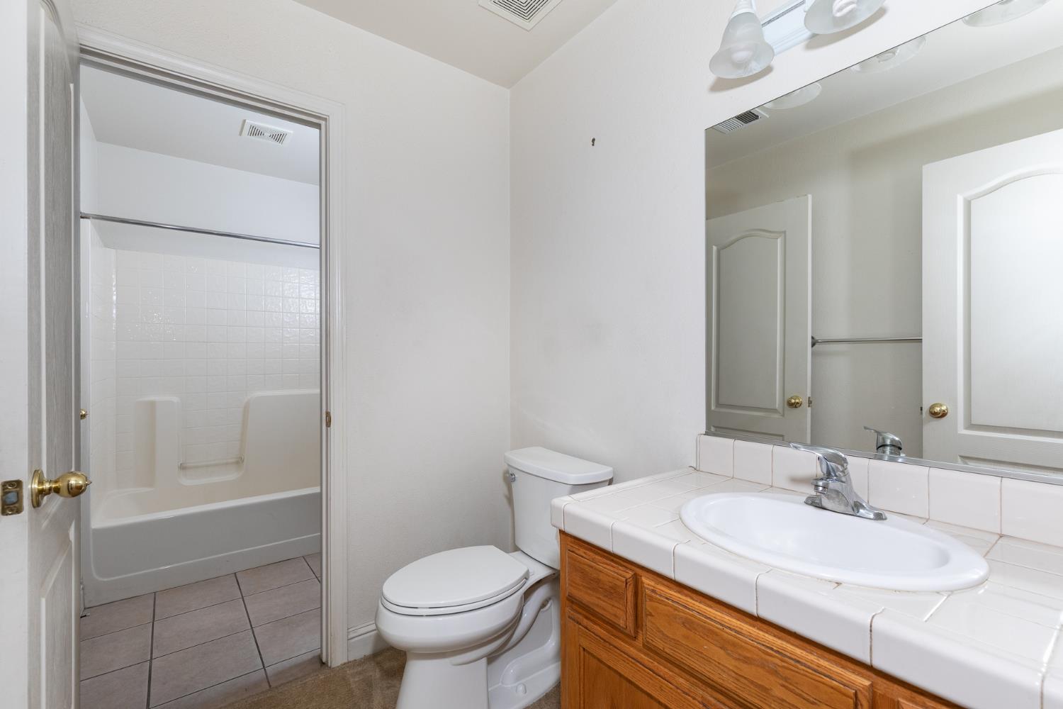 2681 Wrenwood Ave, Clovis, CA 93611