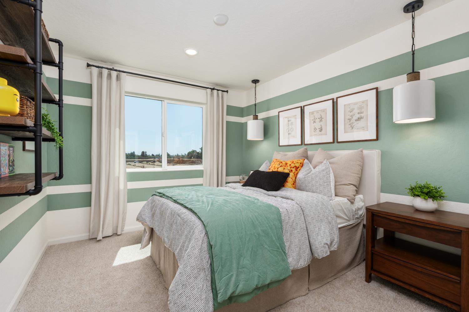 2065 N Wagon Ln, Clovis, CA 93619