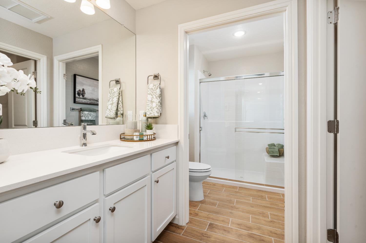 2065 N Wagon Ln, Clovis, CA 93619