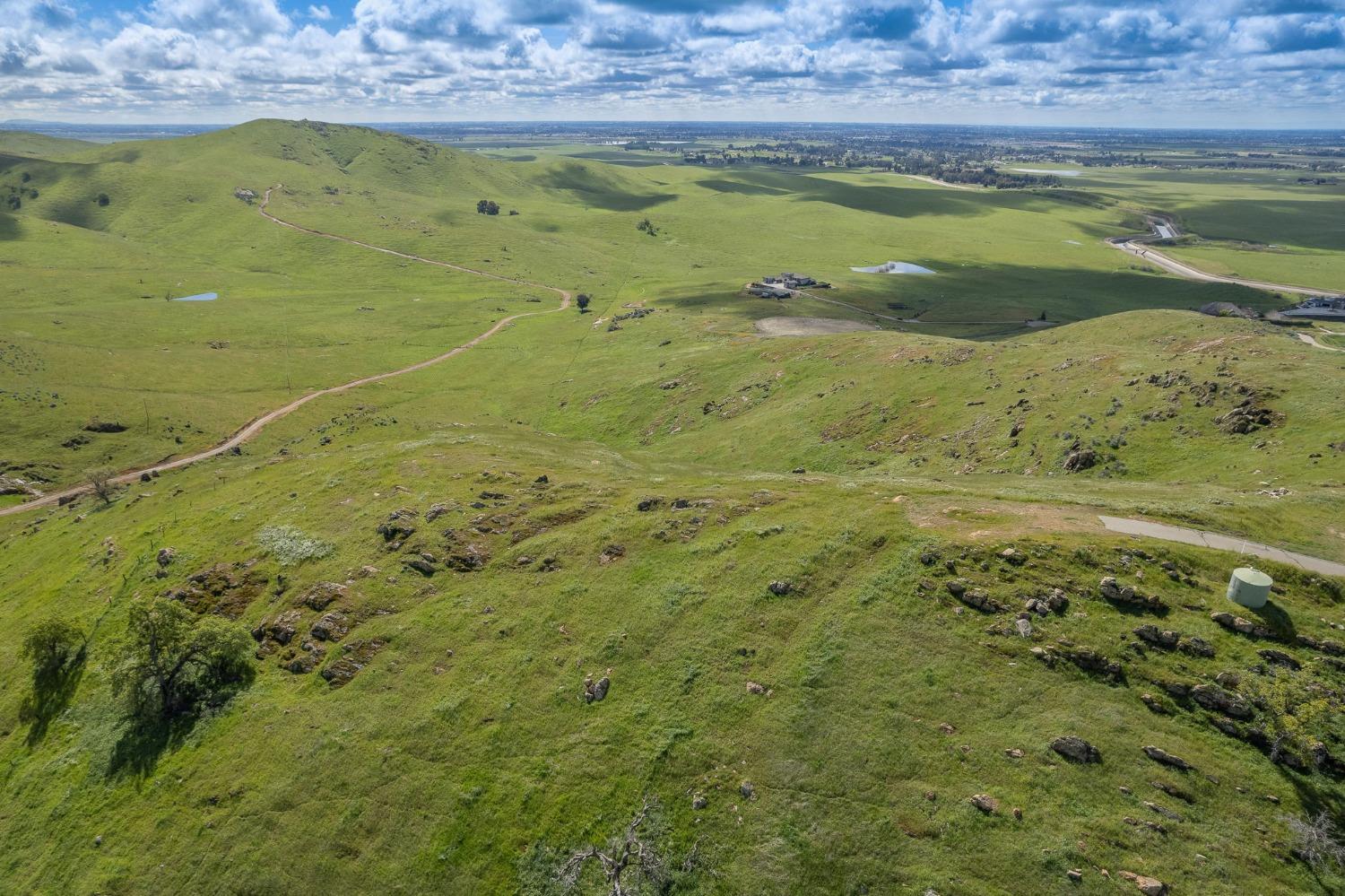 13 Summit Crest Lane, Clovis, CA 96319