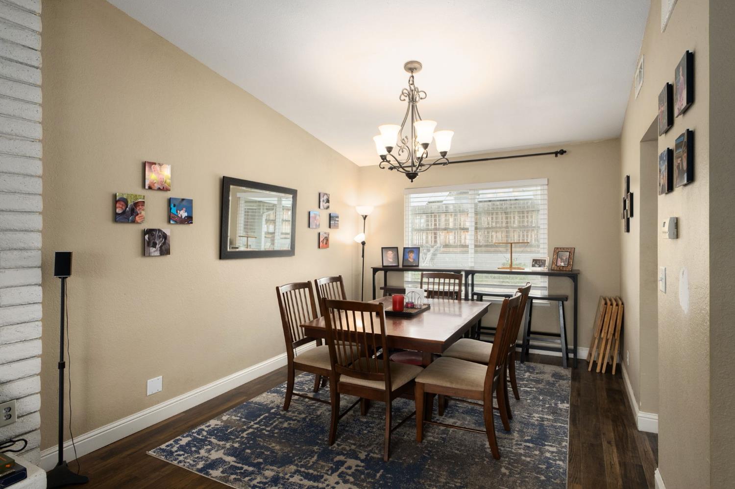 93 N Osmun Ave, Clovis, CA 93612