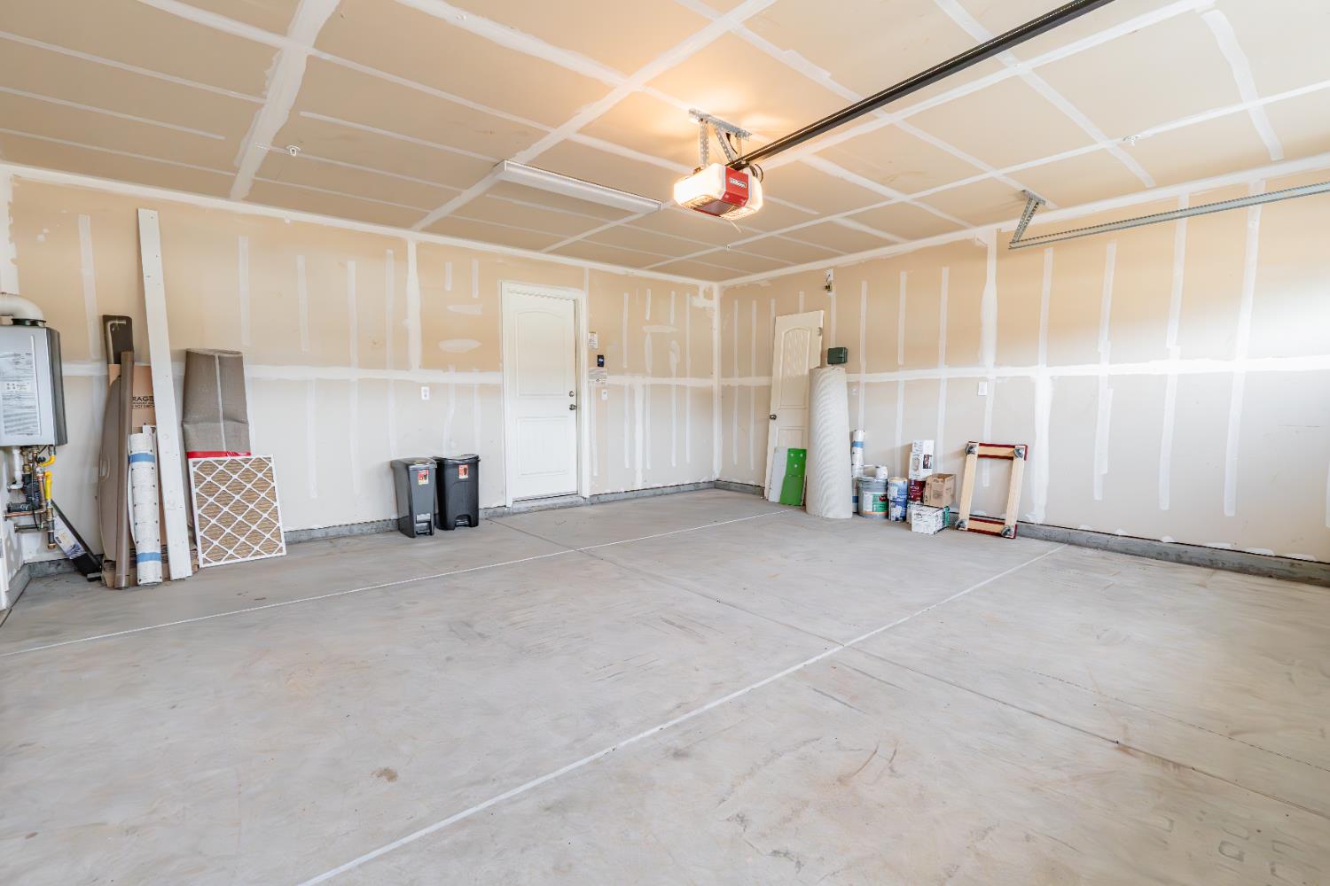 2451 Hermosa Ave, Clovis, CA 93619