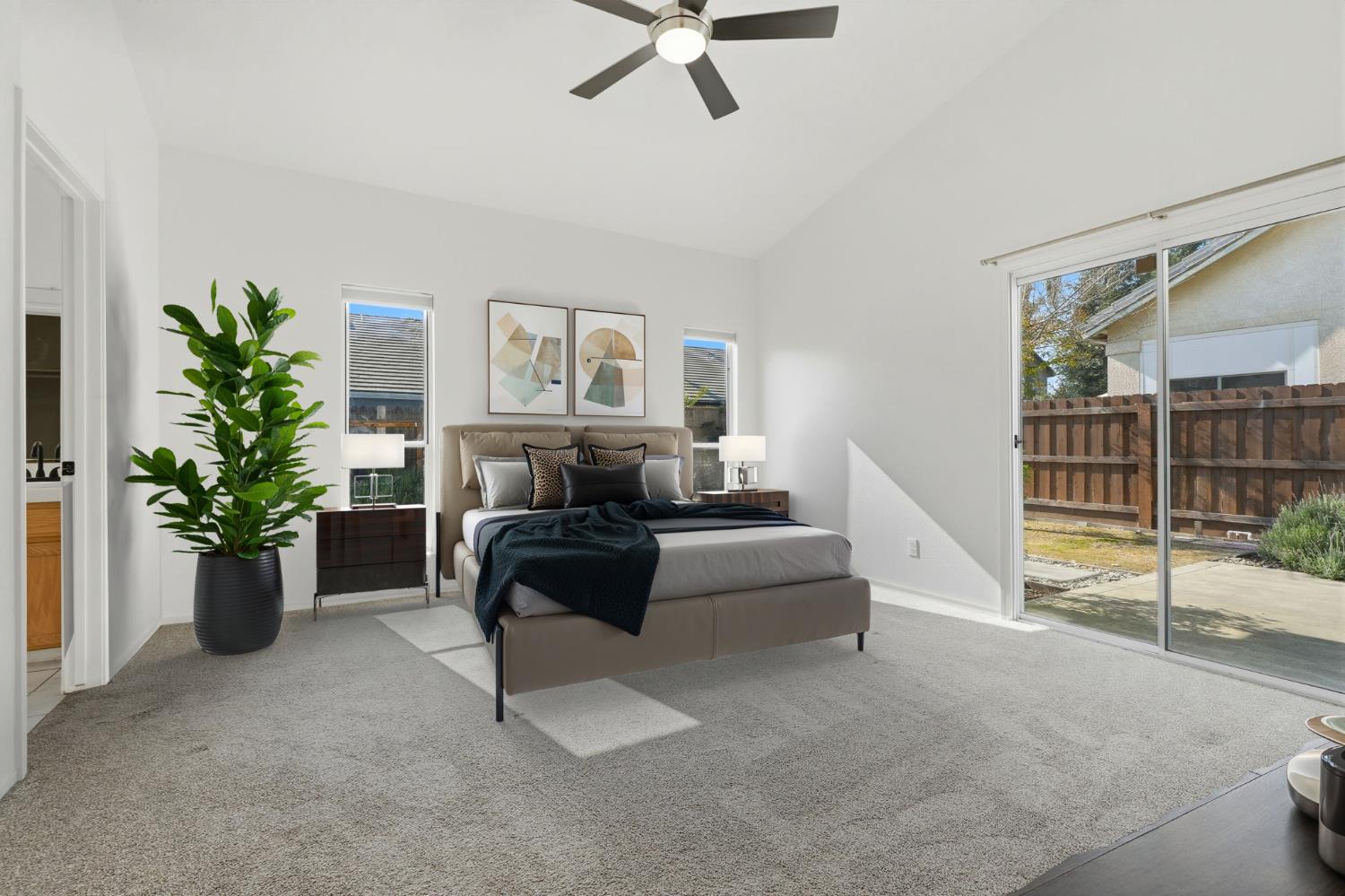 2682 Morris Ave, Clovis, CA 93611