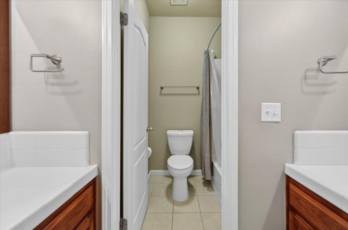 647 Moody Ave, Clovis, CA 93619