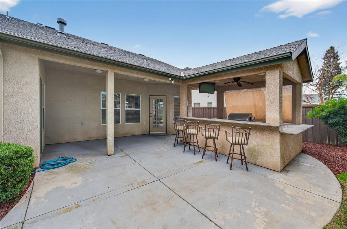 647 Moody Ave, Clovis, CA 93619