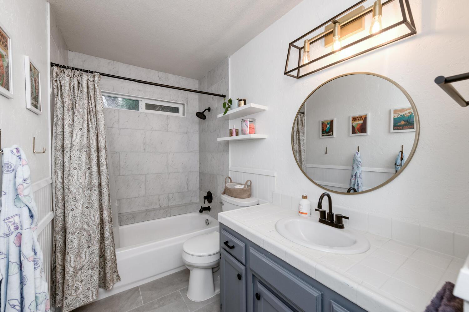 288 W Magill Ave, Clovis, CA 93612