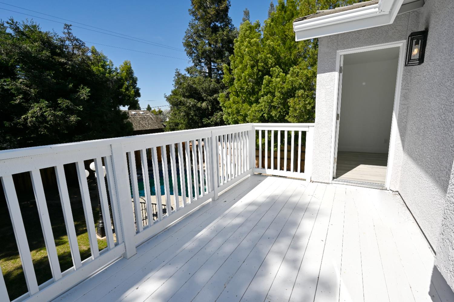 878 N Ash Ave, Clovis, CA 93611