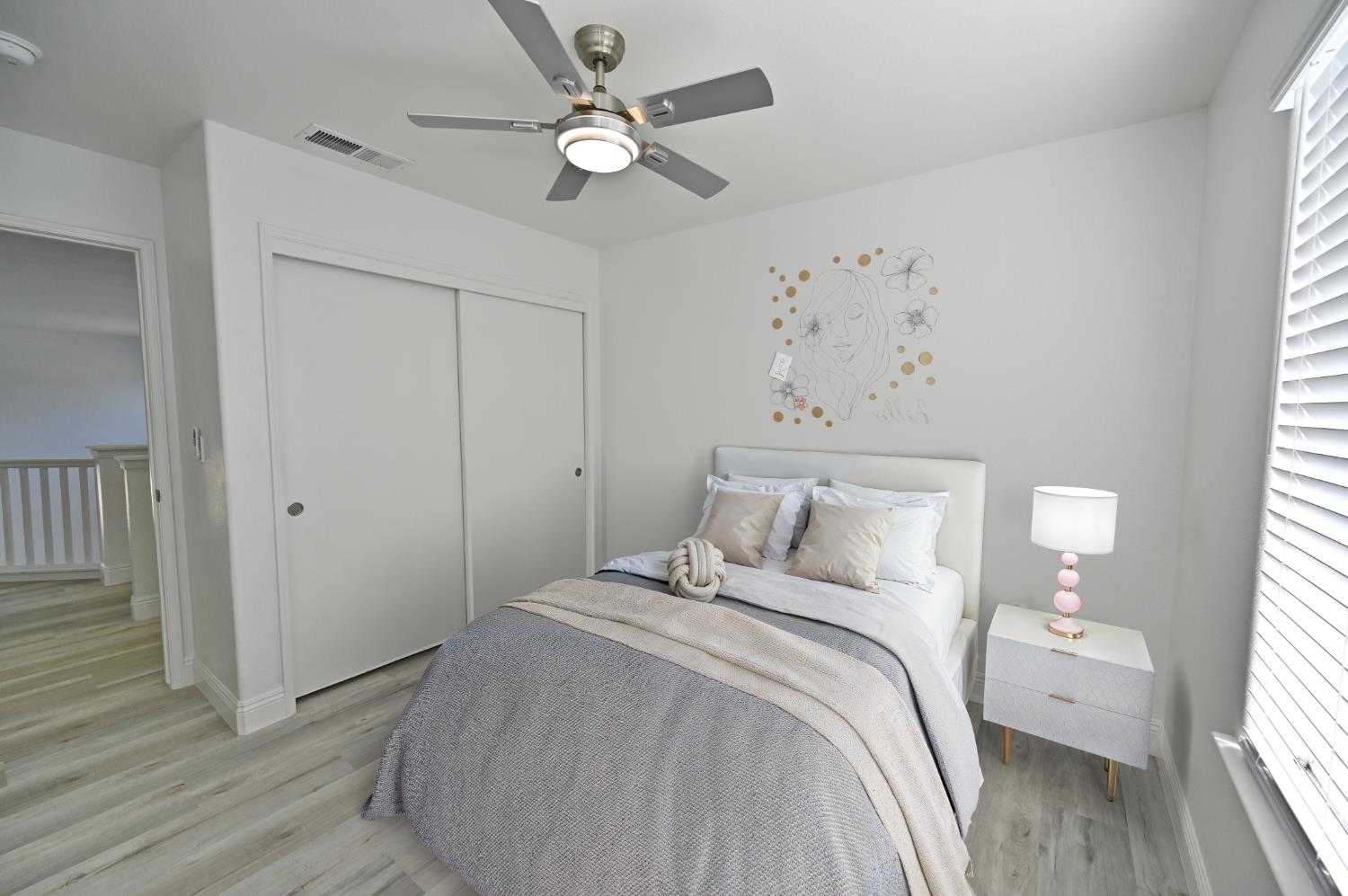 878 N Ash Ave, Clovis, CA 93611