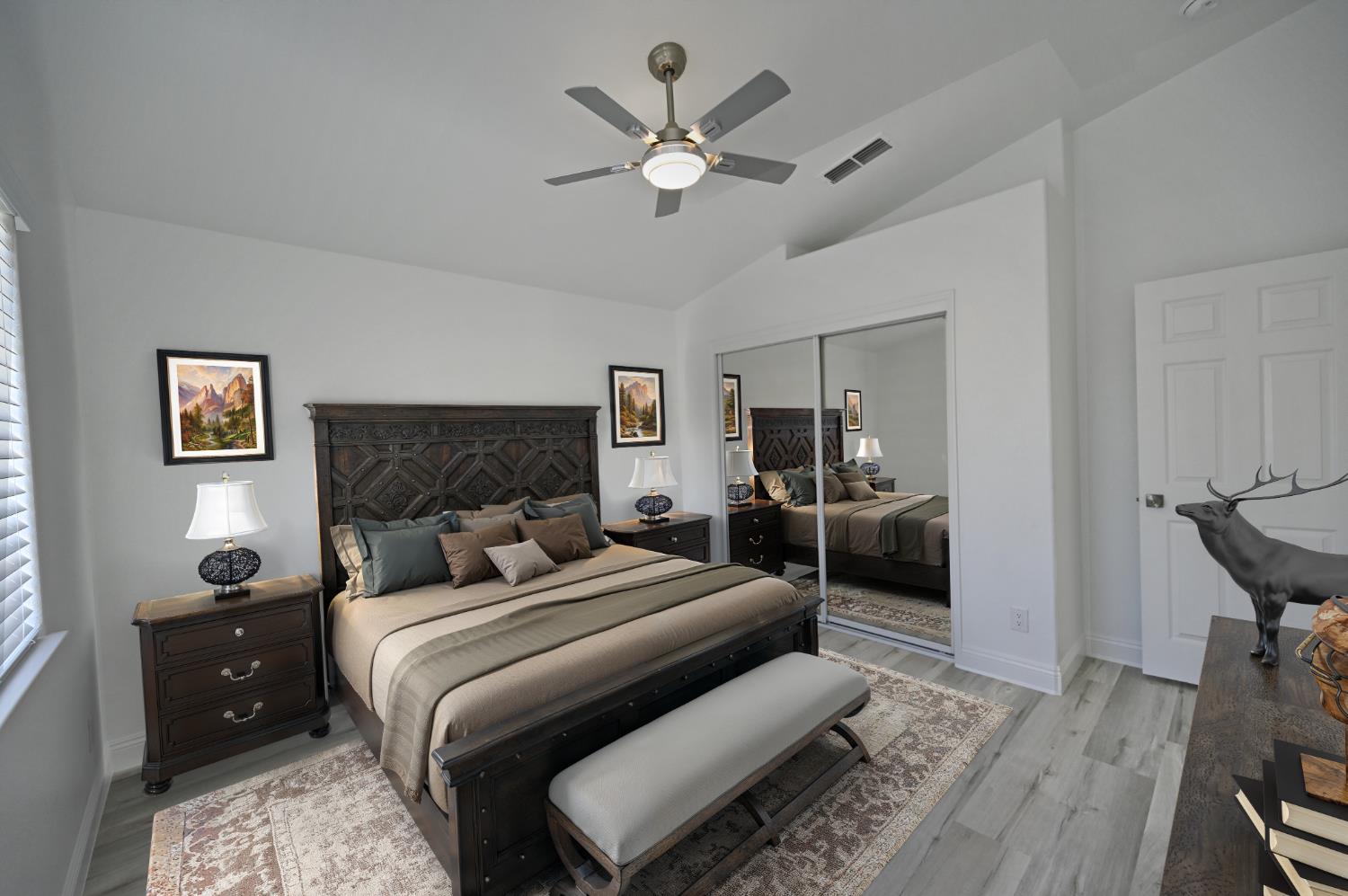 878 N Ash Ave, Clovis, CA 93611