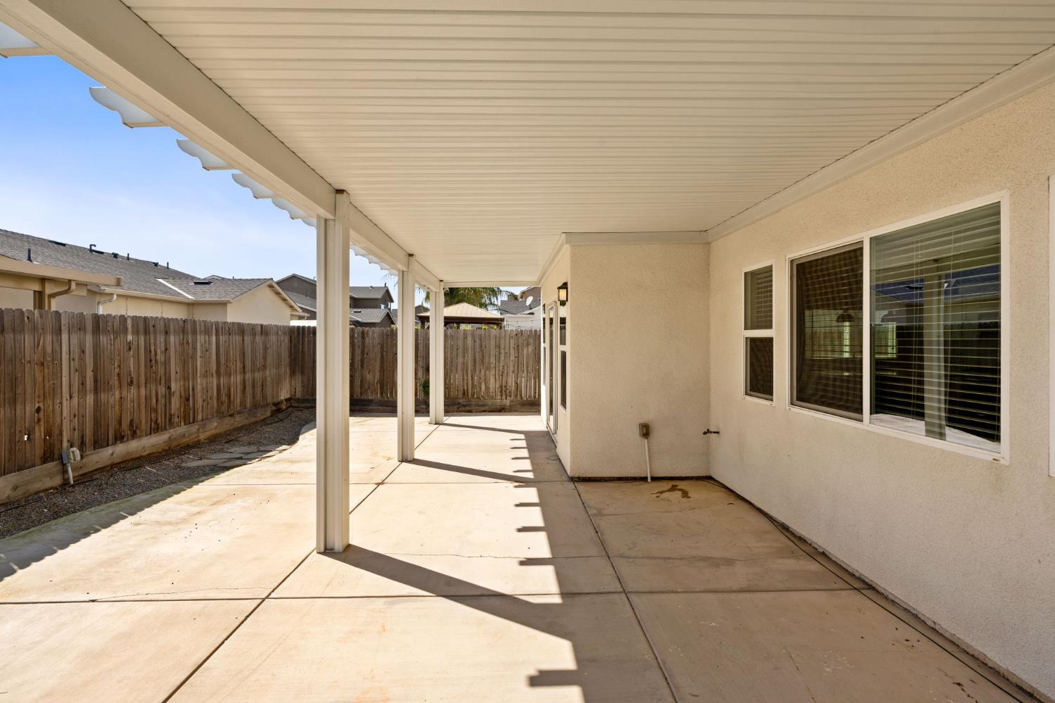 4172 Rialto Ave, Clovis, CA 93619