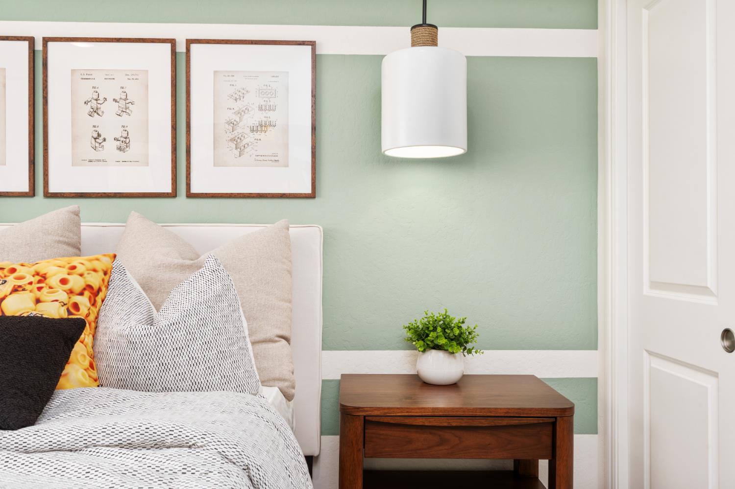 1502 Woodhill Ln, Clovis, CA 93619