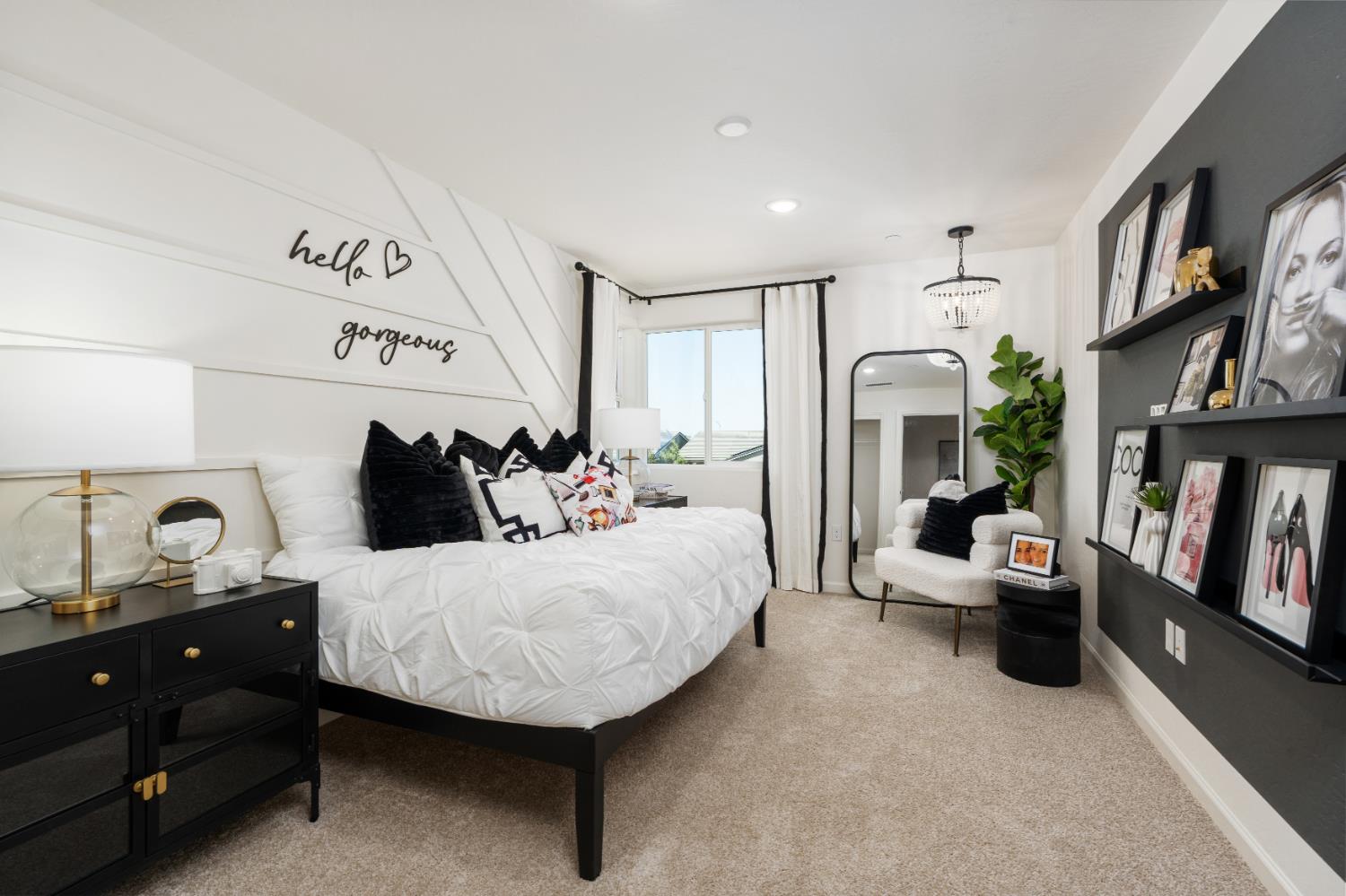 2129 N Wagon Ln, Clovis, CA 93619