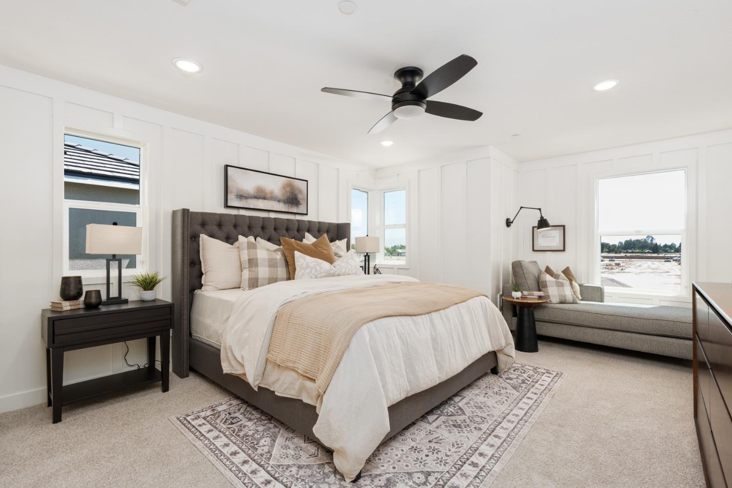 2129 N Wagon Ln, Clovis, CA 93619