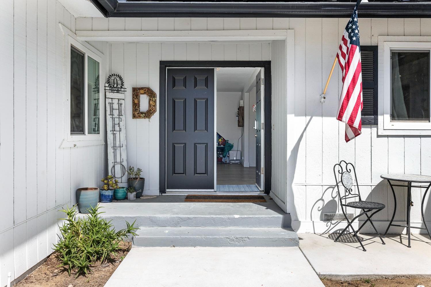 1535 Bliss Ave, Clovis, CA 93611