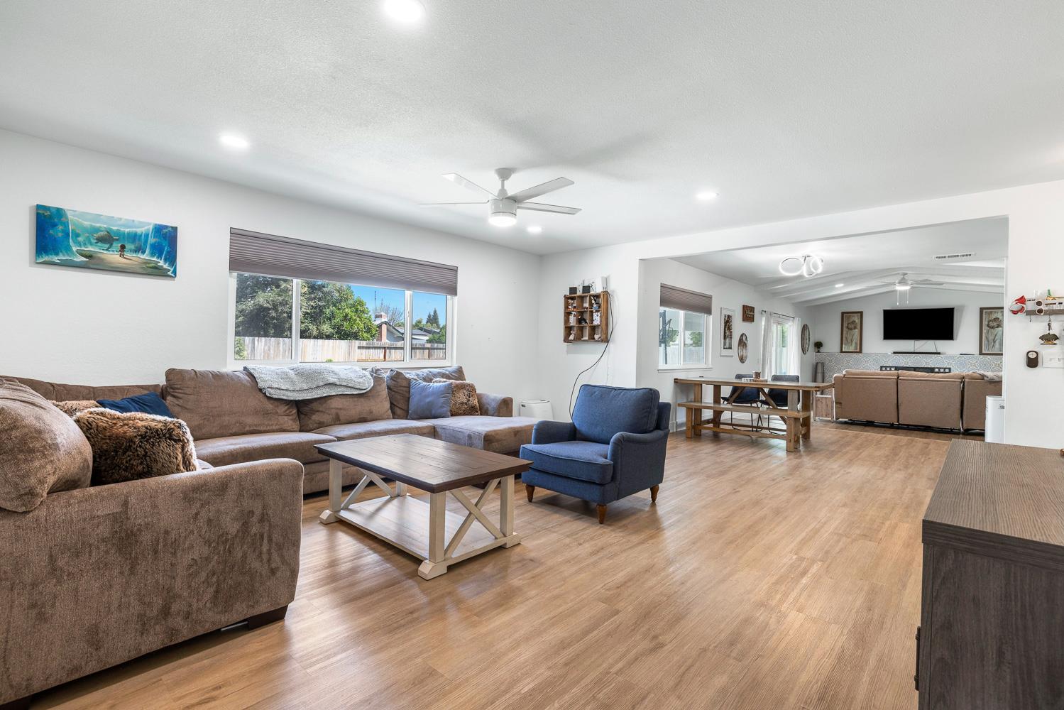 1535 Bliss Ave, Clovis, CA 93611