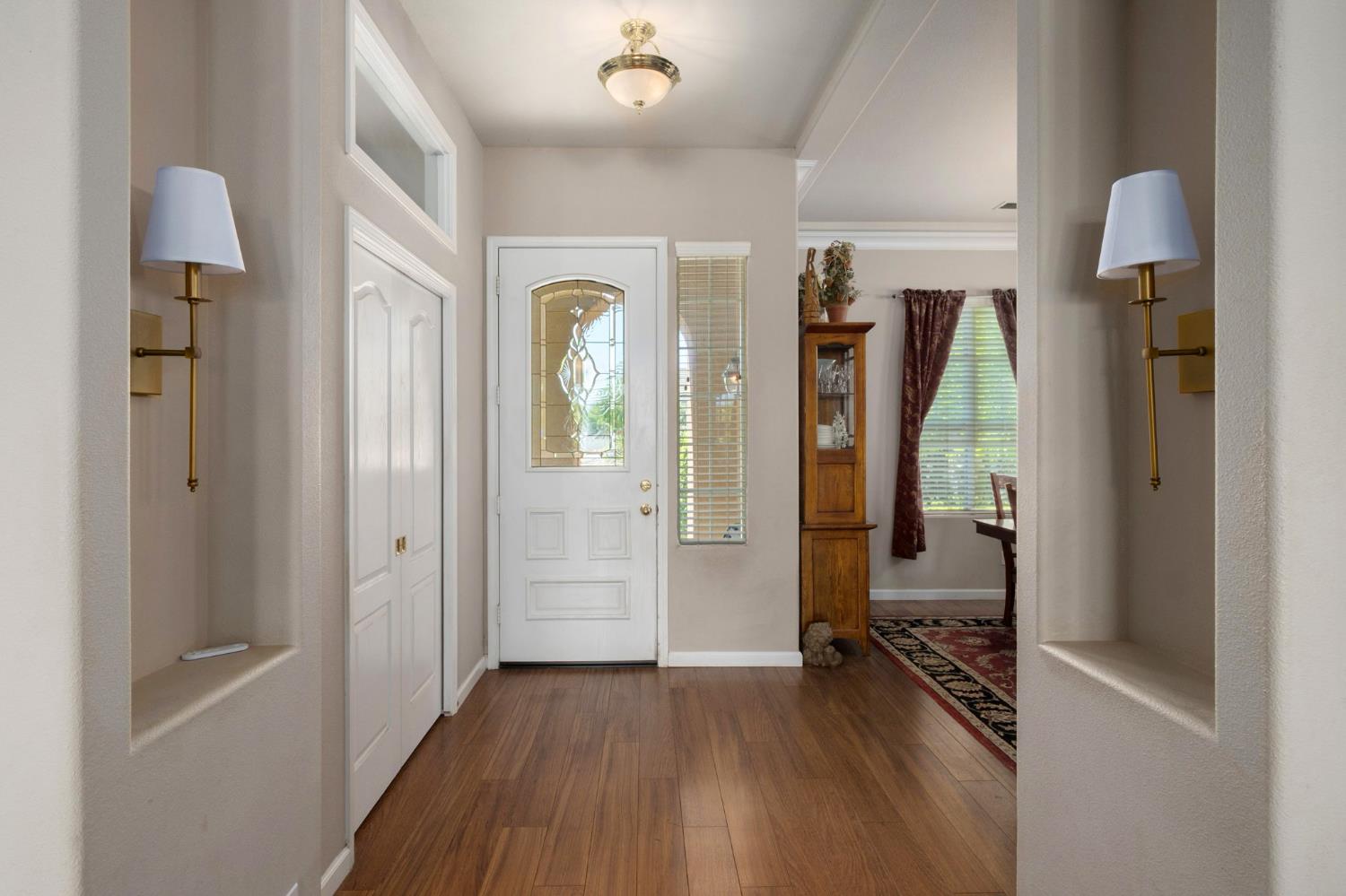 2691 Stuart Ave, Clovis, CA 93611