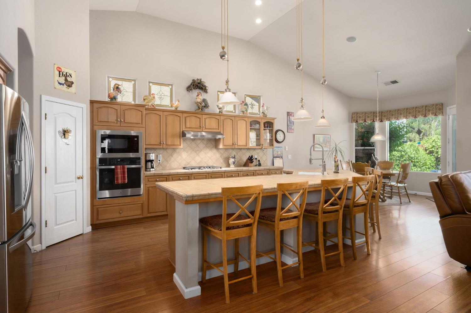 2691 Stuart Ave, Clovis, CA 93611