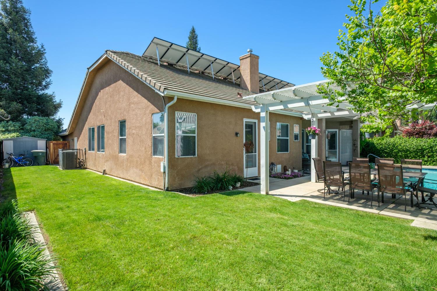 2691 Stuart Ave, Clovis, CA 93611